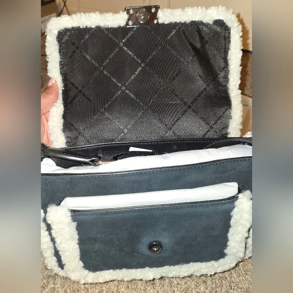 NWT Michael Kors Bradshaw Suede & Faux Shearling Messenger Bag - Picture 7 of 14